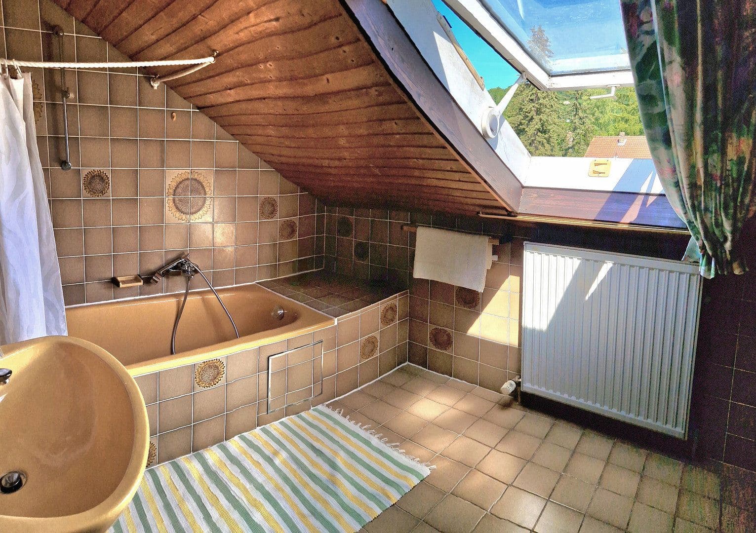 Predaj domu 258 m², pozemok 900 m², Kulmbach, Bavorsko Predaj domu 258 m², pozemok 900 m², Kulmbach, Bavorsko