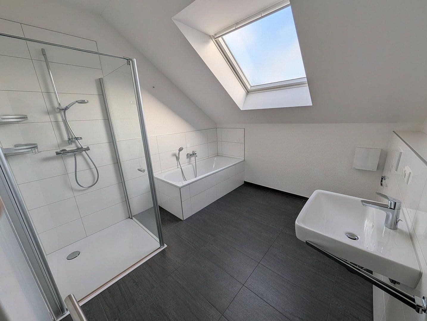 Prenájom bytu 3-izbový 91 m², Hohestraße 22, Monschau, Severné Porýnie - Westfálsko Prenájom bytu 3-izbový 91 m², Hohestraße 22, Monschau, Severné Porýnie - Westfálsko