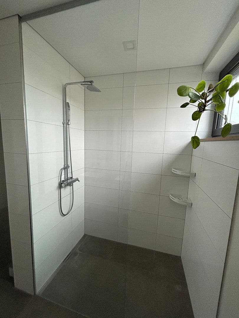 Prenájom bytu 2-izbový 75 m², Aschaffenburg, Bavorsko Prenájom bytu 2-izbový 75 m², Aschaffenburg, Bavorsko