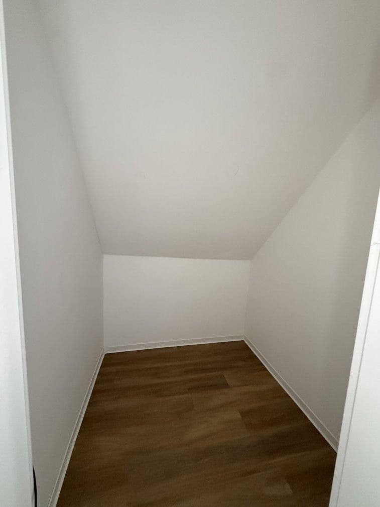 Predaj domu 110 m², pozemok 230 m², Ludwigshafen Friesenheim, Porýnie-Falcko Predaj domu 110 m², pozemok 230 m², Ludwigshafen Friesenheim, Porýnie-Falcko