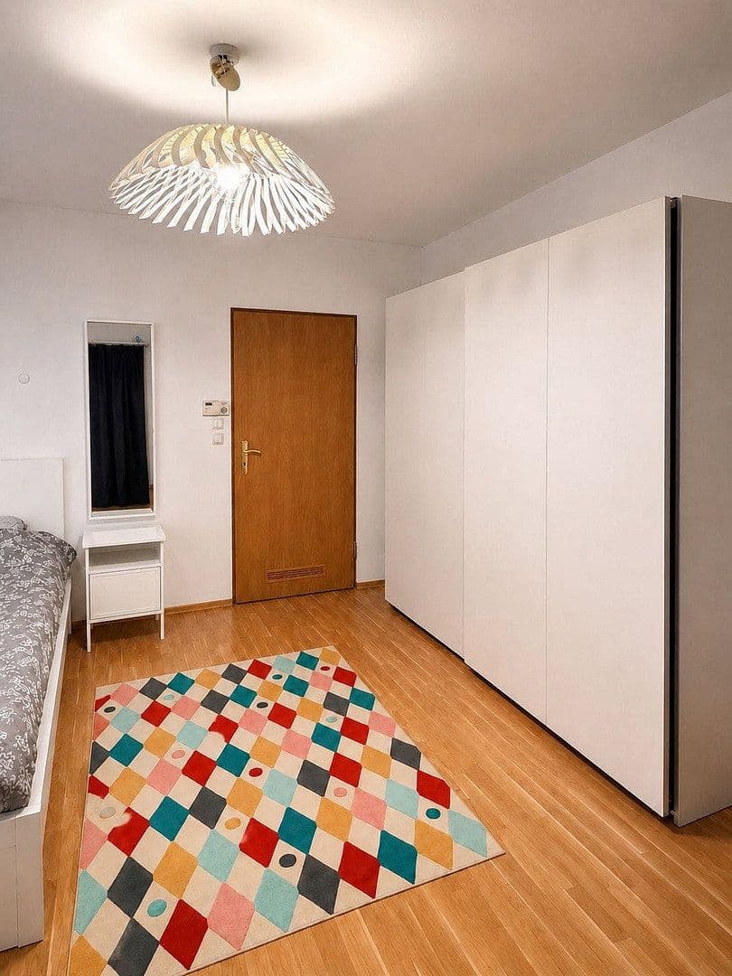 Prenájom bytu 1-izbový 18 m², Eckenheimer Landstraße 361, Frankfurt am Main, Hesensko Prenájom bytu 1-izbový 18 m², Eckenheimer Landstraße 361, Frankfurt am Main, Hesensko