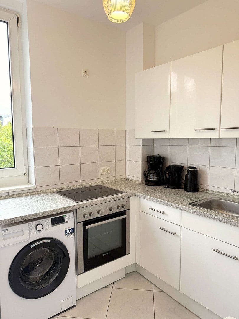 Prenájom bytu 1-izbový 39 m², Seesener Straße 30, Berlin, Berlín Prenájom bytu 1-izbový 39 m², Seesener Straße 30, Berlin, Berlín