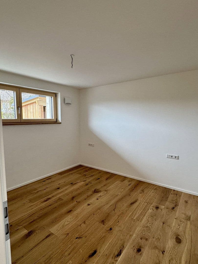 Prenájom bytu 2-izbový 72 m², Happinger Straße 66, Rosenheim, Bavorsko Prenájom bytu 2-izbový 72 m², Happinger Straße 66, Rosenheim, Bavorsko