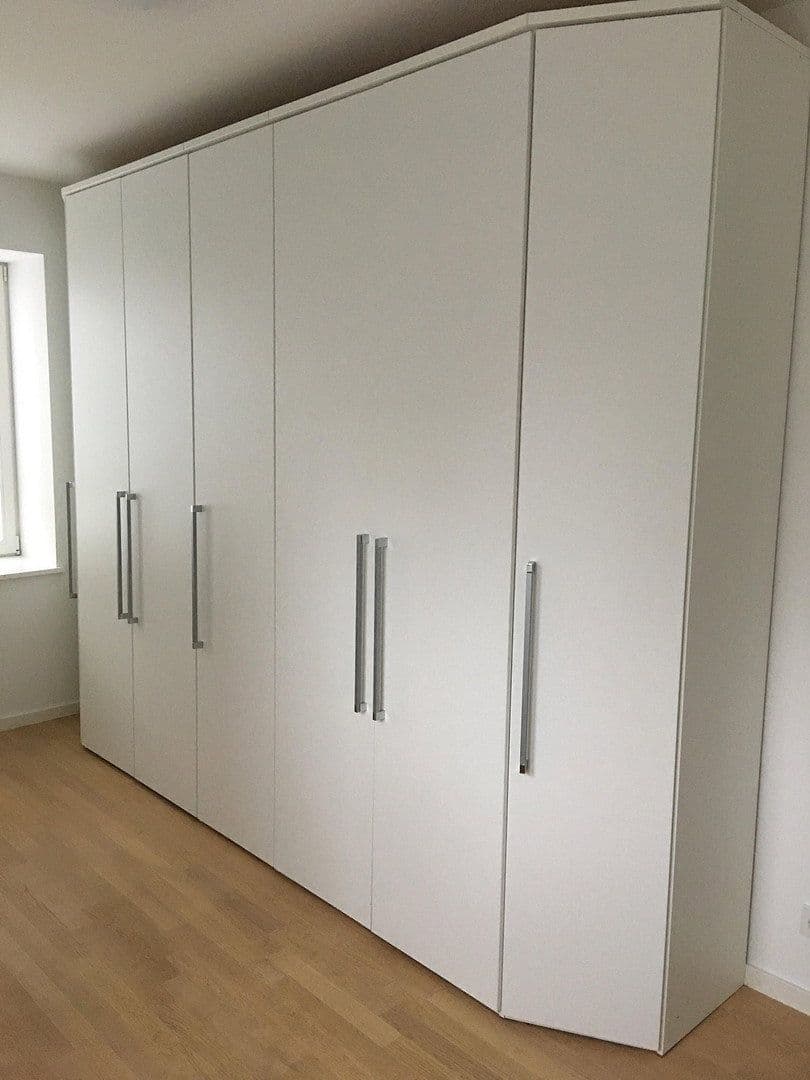 Prenájom bytu 5-izbový 160 m², Heinickeweg 15, Berlin, Berlín Prenájom bytu 5-izbový 160 m², Heinickeweg 15, Berlin, Berlín
