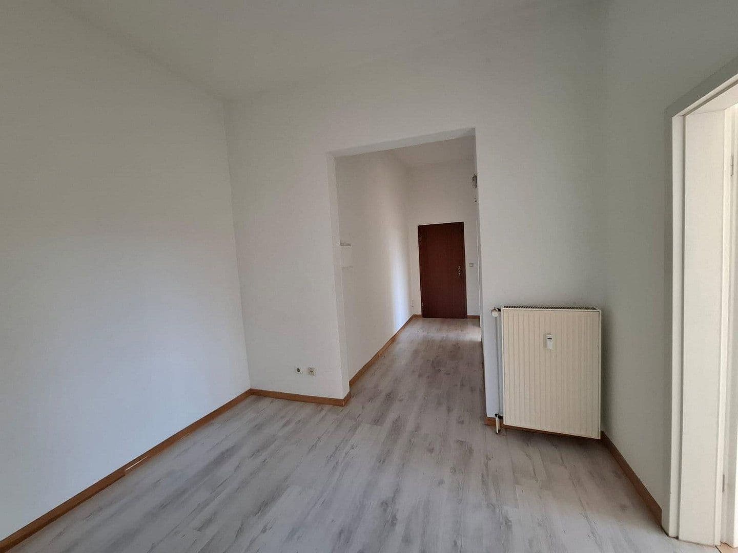 Prenájom bytu 3-izbový 73 m², Dorfstr. 12, Rieps, Meklenbursko-Predpomoransko Prenájom bytu 3-izbový 73 m², Dorfstr. 12, Rieps, Meklenbursko-Predpomoransko