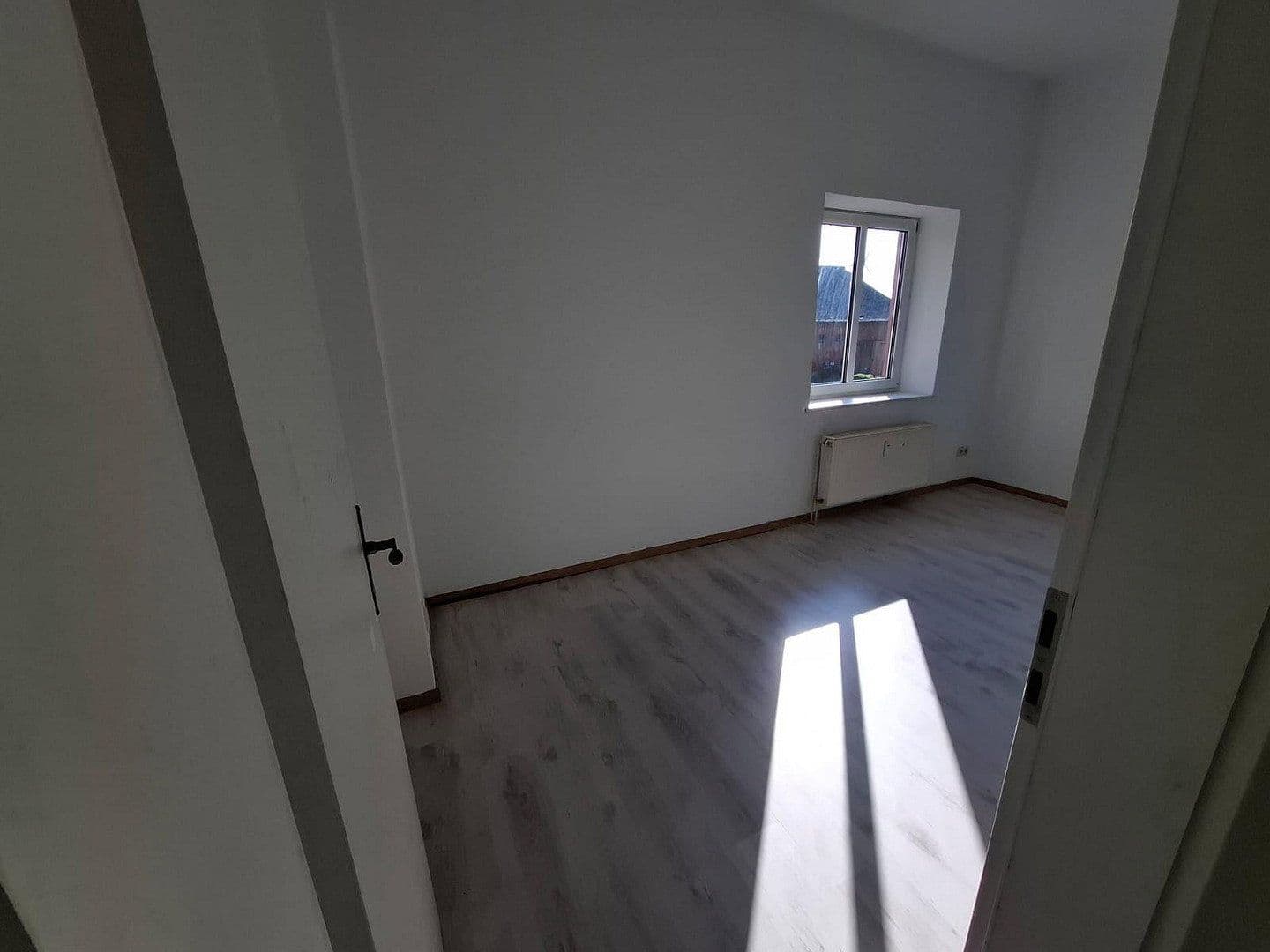 Prenájom bytu 3-izbový 73 m², Dorfstr. 12, Rieps, Meklenbursko-Predpomoransko Prenájom bytu 3-izbový 73 m², Dorfstr. 12, Rieps, Meklenbursko-Predpomoransko