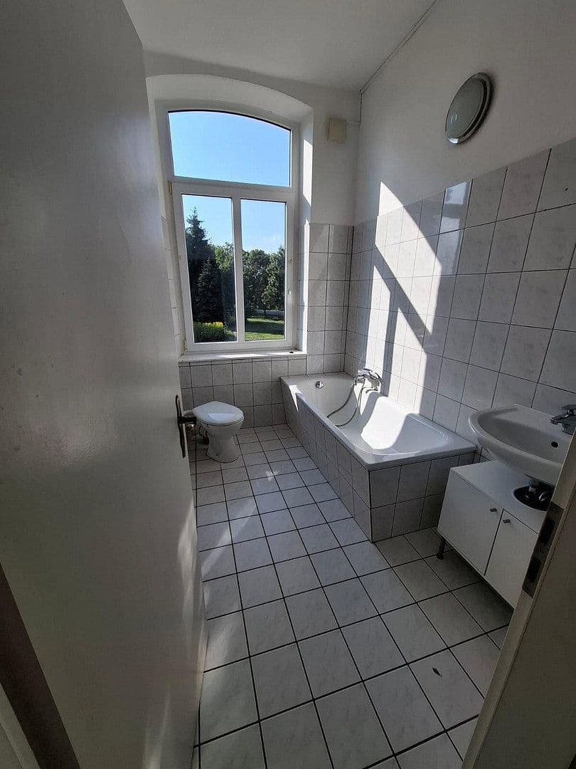 Prenájom bytu 3-izbový 73 m², Dorfstr. 12, Rieps, Meklenbursko-Predpomoransko Prenájom bytu 3-izbový 73 m², Dorfstr. 12, Rieps, Meklenbursko-Predpomoransko