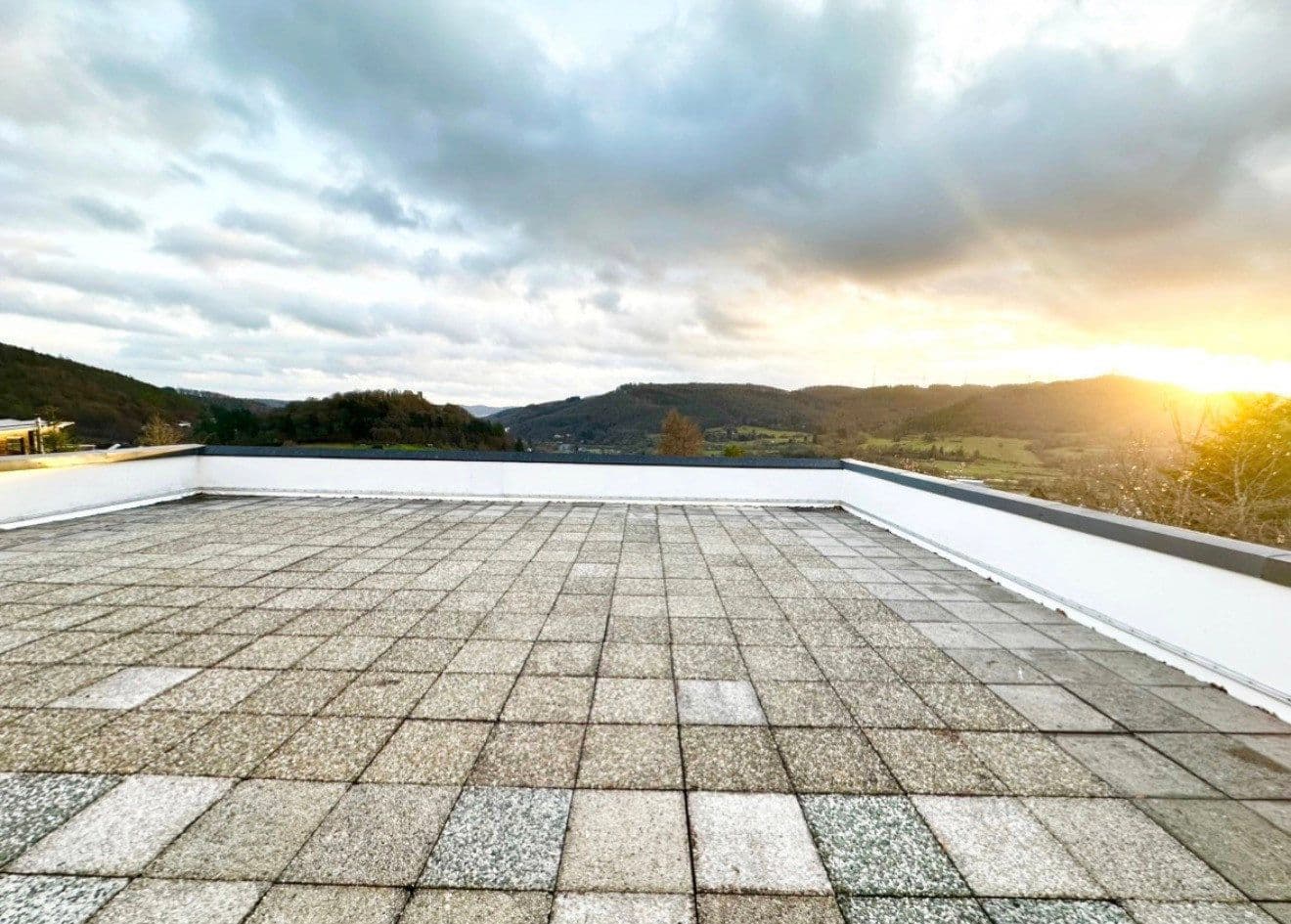 Prenájom bytu 2-izbový 70 m², Biedenkopf, Hesensko Prenájom bytu 2-izbový 70 m², Biedenkopf, Hesensko