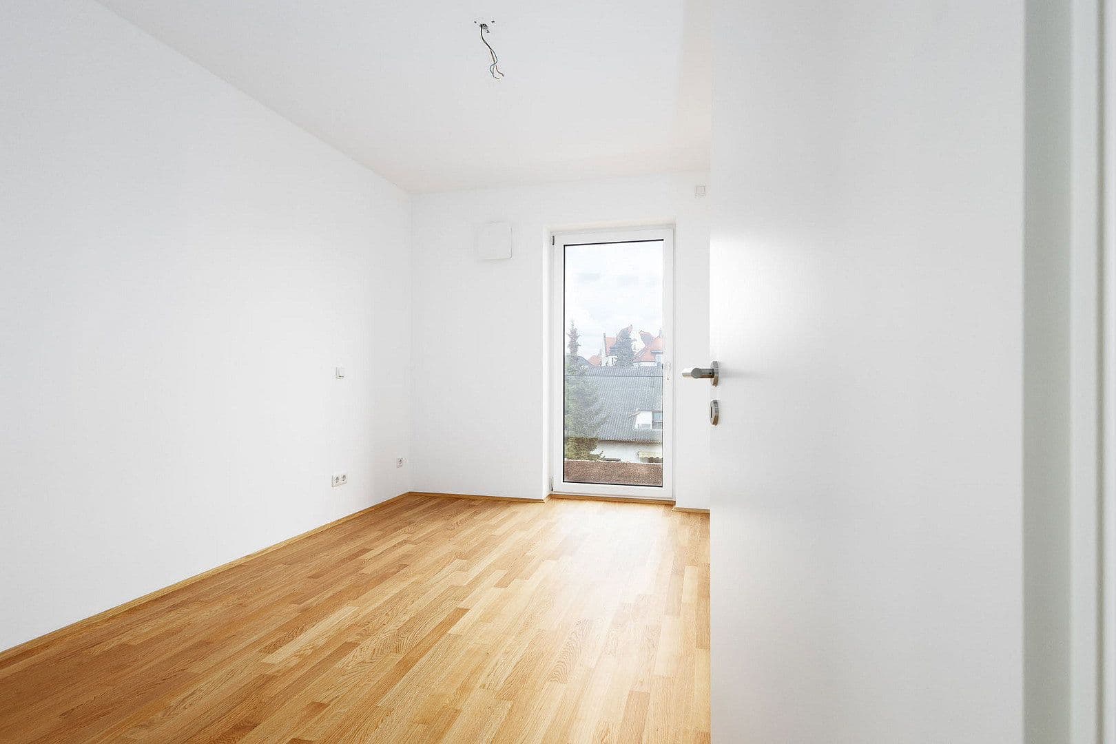 Prenájom bytu 3-izbový 121 m², Von-Brettreich-Straße 3, Regensburg, Bavorsko Prenájom bytu 3-izbový 121 m², Von-Brettreich-Straße 3, Regensburg, Bavorsko