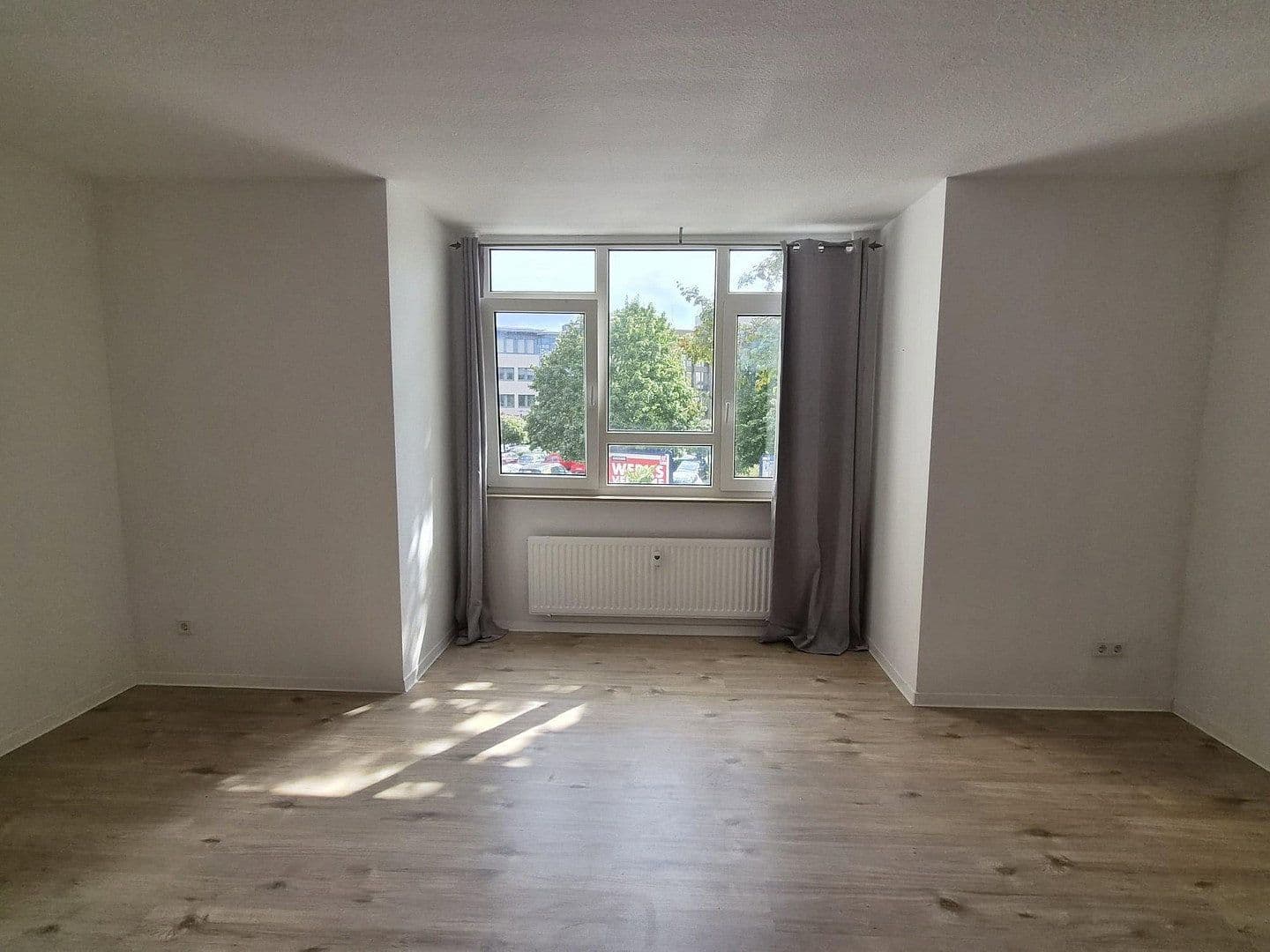 Prenájom bytu 1-izbový 30 m², Richrather Straße 3, Langenfeld (Rheinland), Severné Porýnie - Westfálsko Prenájom bytu 1-izbový 30 m², Richrather Straße 3, Langenfeld (Rheinland), Severné Porýnie - Westfálsko