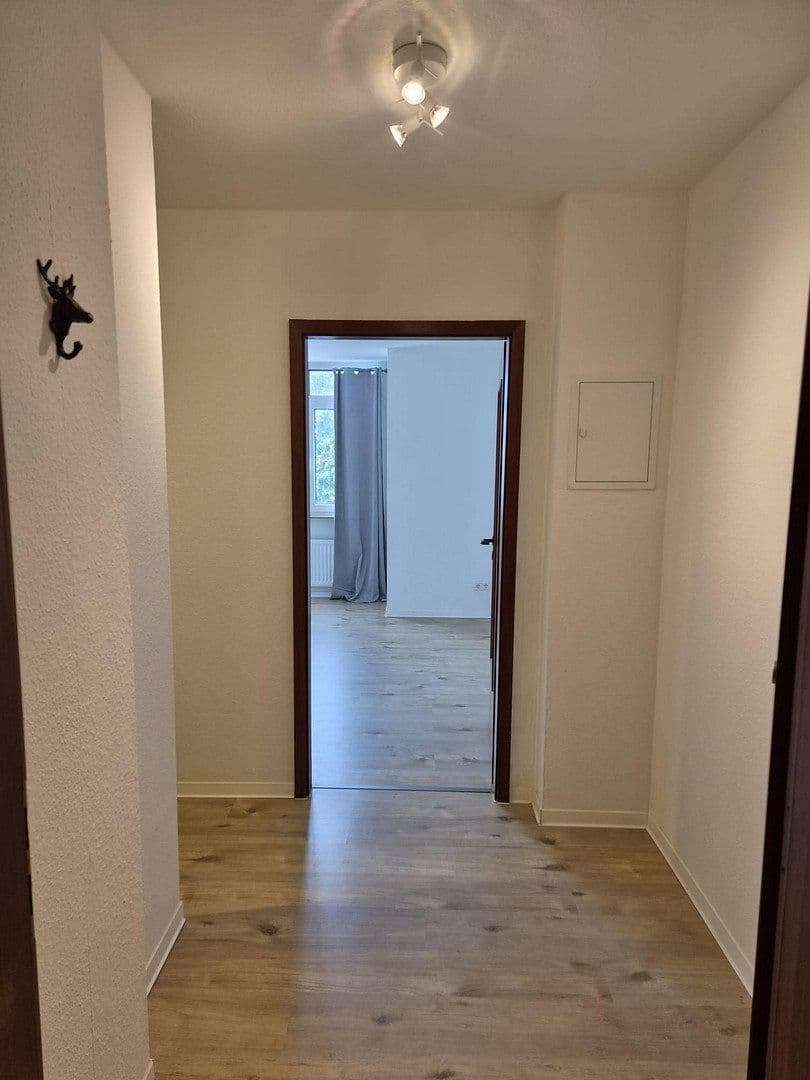 Prenájom bytu 1-izbový 30 m², Richrather Straße 3, Langenfeld (Rheinland), Severné Porýnie - Westfálsko Prenájom bytu 1-izbový 30 m², Richrather Straße 3, Langenfeld (Rheinland), Severné Porýnie - Westfálsko