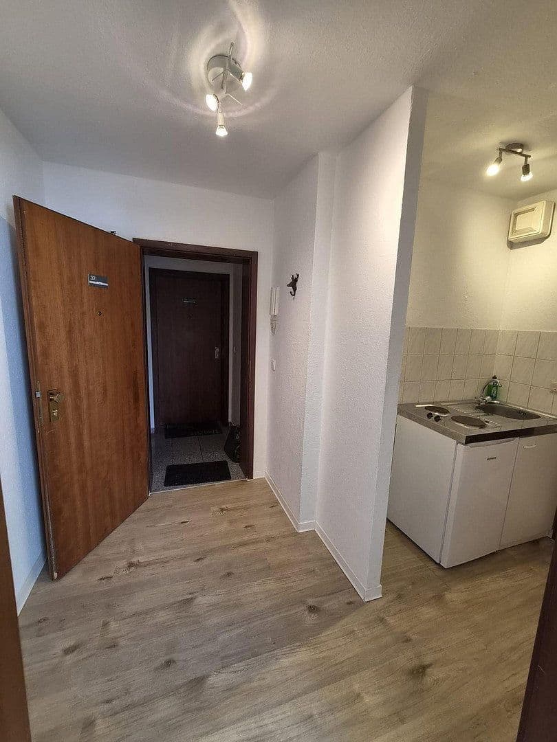 Prenájom bytu 1-izbový 30 m², Richrather Straße 3, Langenfeld (Rheinland), Severné Porýnie - Westfálsko Prenájom bytu 1-izbový 30 m², Richrather Straße 3, Langenfeld (Rheinland), Severné Porýnie - Westfálsko