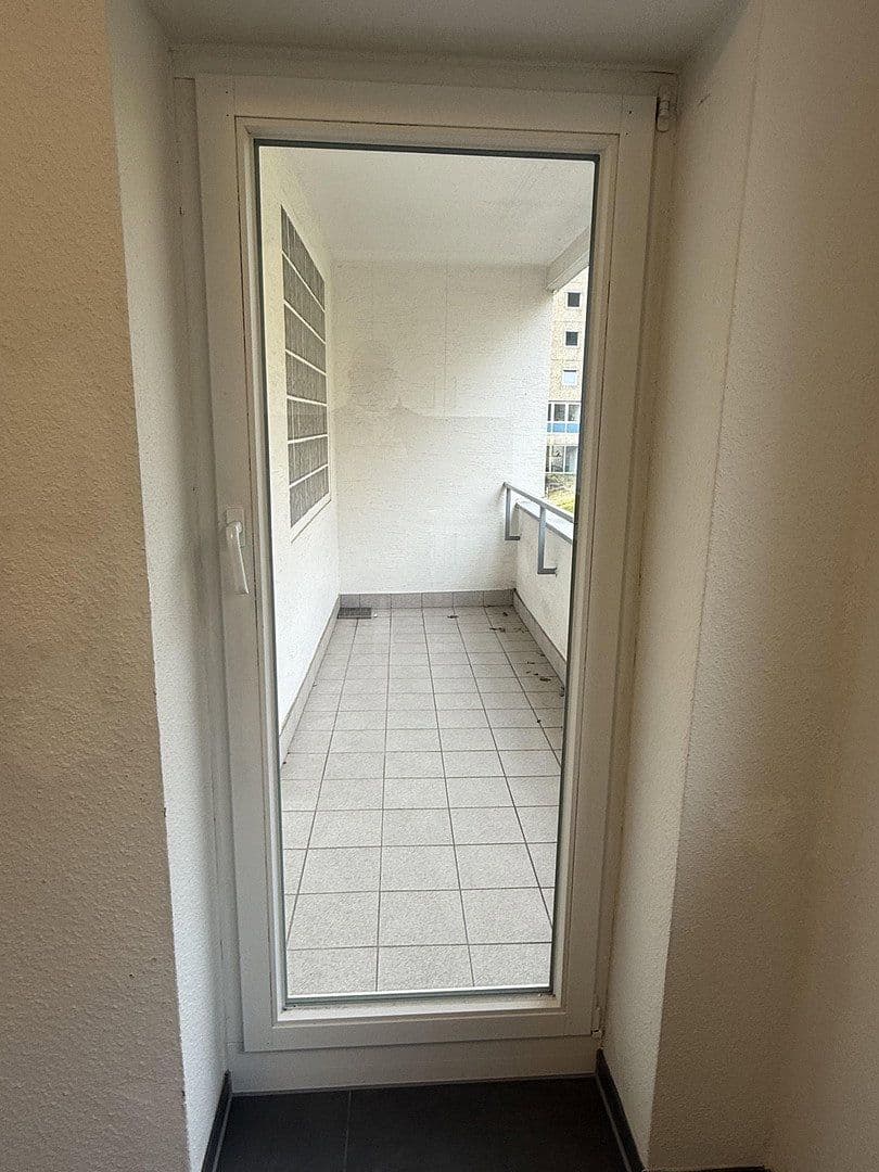 Prenájom bytu 3-izbový 96 m², Virchowstrasse 17, Siegen, Severné Porýnie - Westfálsko Prenájom bytu 3-izbový 96 m², Virchowstrasse 17, Siegen, Severné Porýnie - Westfálsko