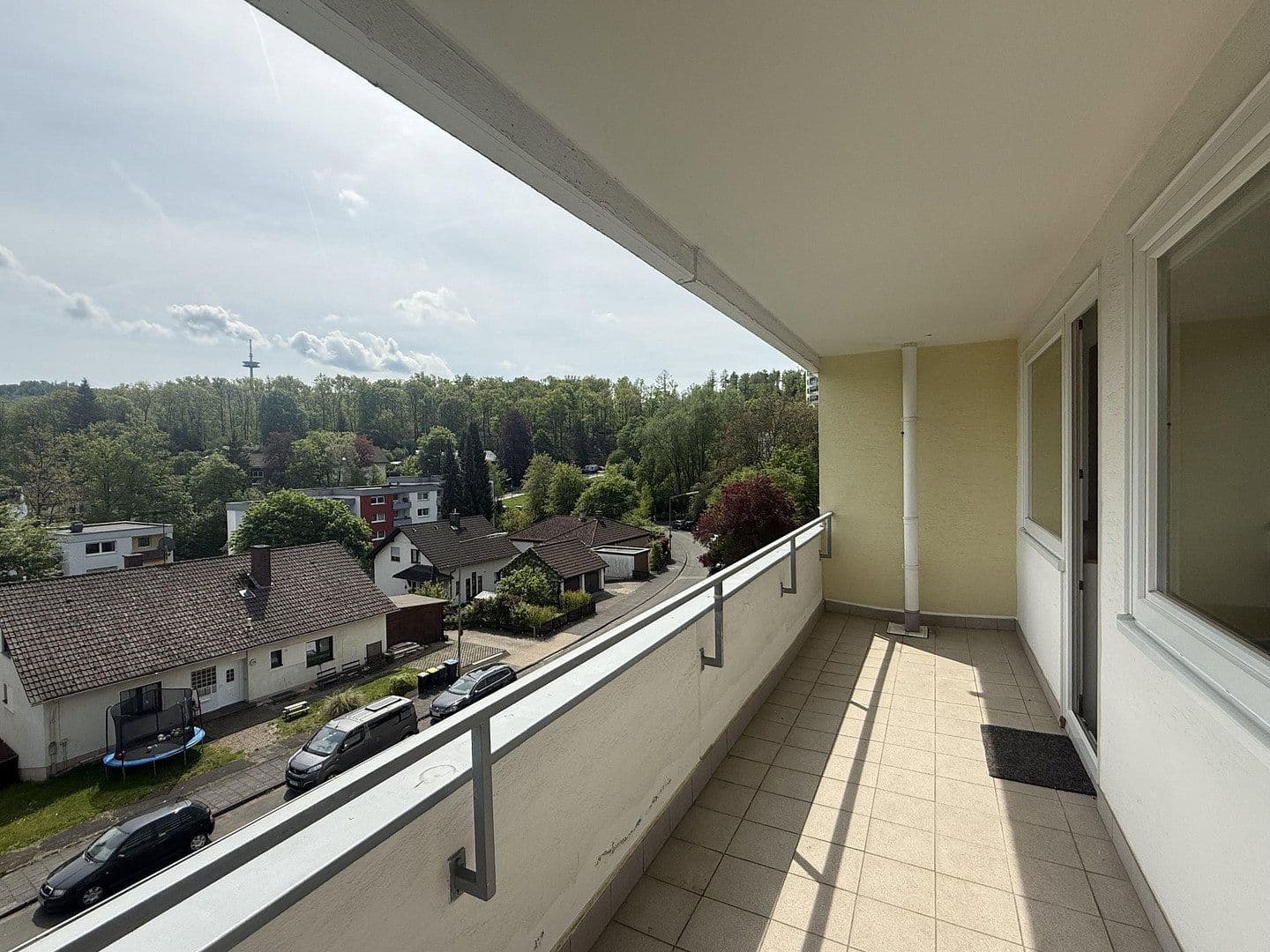 Prenájom bytu 3-izbový 96 m², Virchowstrasse 17, Siegen, Severné Porýnie - Westfálsko Prenájom bytu 3-izbový 96 m², Virchowstrasse 17, Siegen, Severné Porýnie - Westfálsko