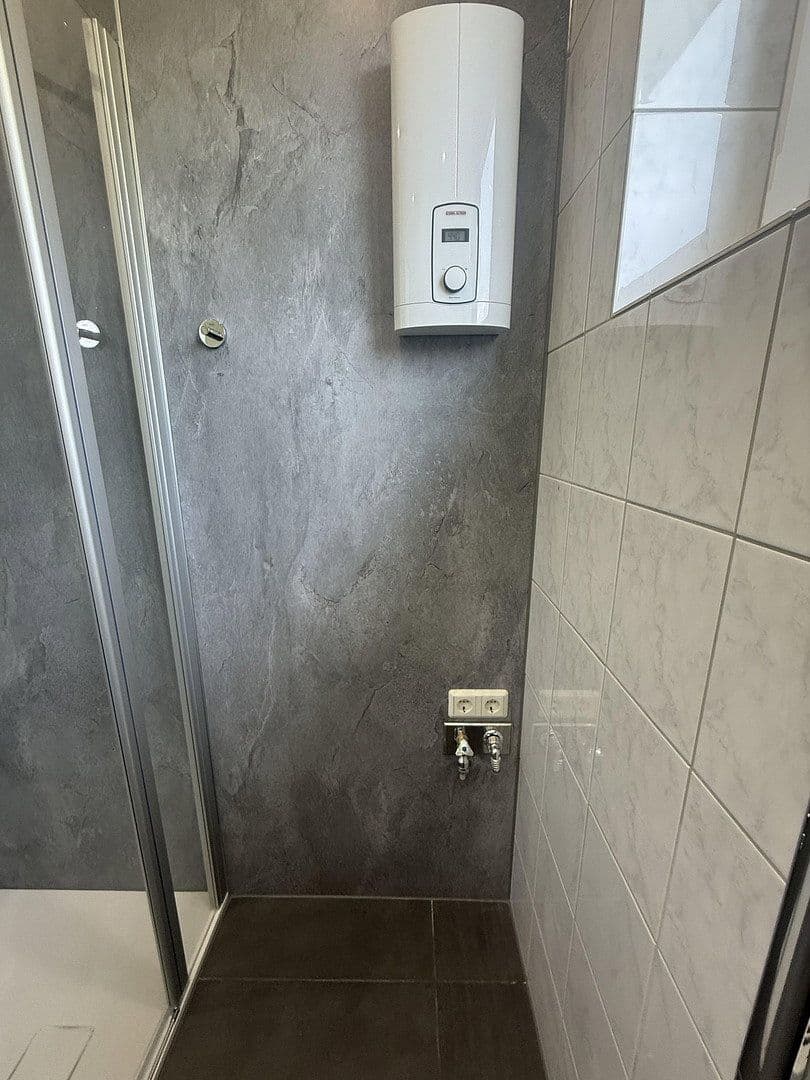 Prenájom bytu 3-izbový 96 m², Virchowstrasse 17, Siegen, Severné Porýnie - Westfálsko Prenájom bytu 3-izbový 96 m², Virchowstrasse 17, Siegen, Severné Porýnie - Westfálsko