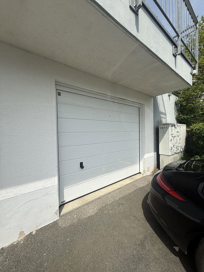 Prenájom bytu 3-izbový 96 m², Virchowstrasse 17, Siegen, Severné Porýnie - Westfálsko Prenájom bytu 3-izbový 96 m², Virchowstrasse 17, Siegen, Severné Porýnie - Westfálsko