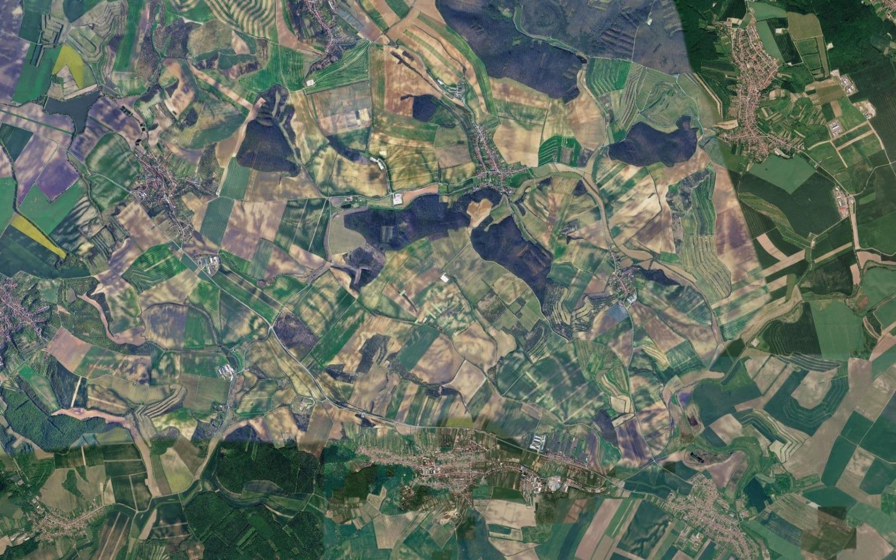 Predaj pozemku 3.451 m², Klobouky u Brna, Jihomoravský kraj Predaj pozemku 3.451 m², Klobouky u Brna, Jihomoravský kraj