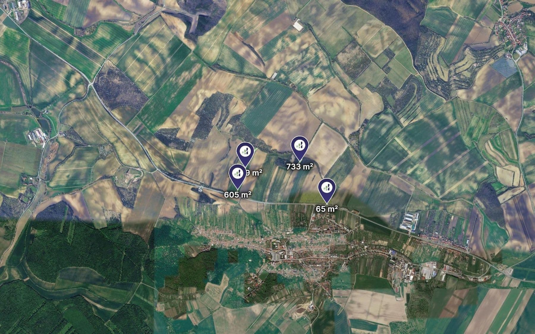 Predaj pozemku 4.392 m², Klobouky u Brna, Jihomoravský kraj Predaj pozemku 4.392 m², Klobouky u Brna, Jihomoravský kraj