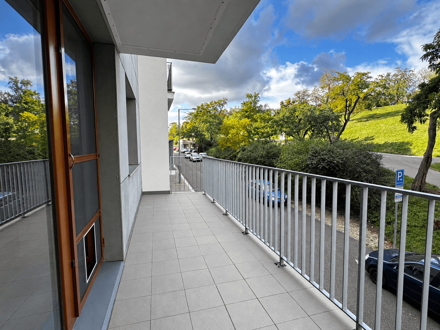 Prenájom bytu 3-izbový 105 m², Kališnická, Praha, Praha Prenájom bytu 3-izbový 105 m², Kališnická, Praha, Praha