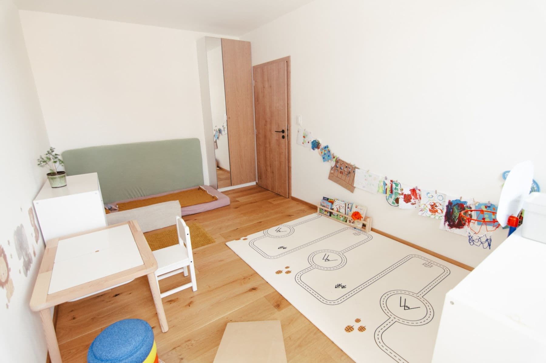 Predaj bytu 3-izbový 96 m², Vodnická, Praha, Praha Predaj bytu 3-izbový 96 m², Vodnická, Praha, Praha