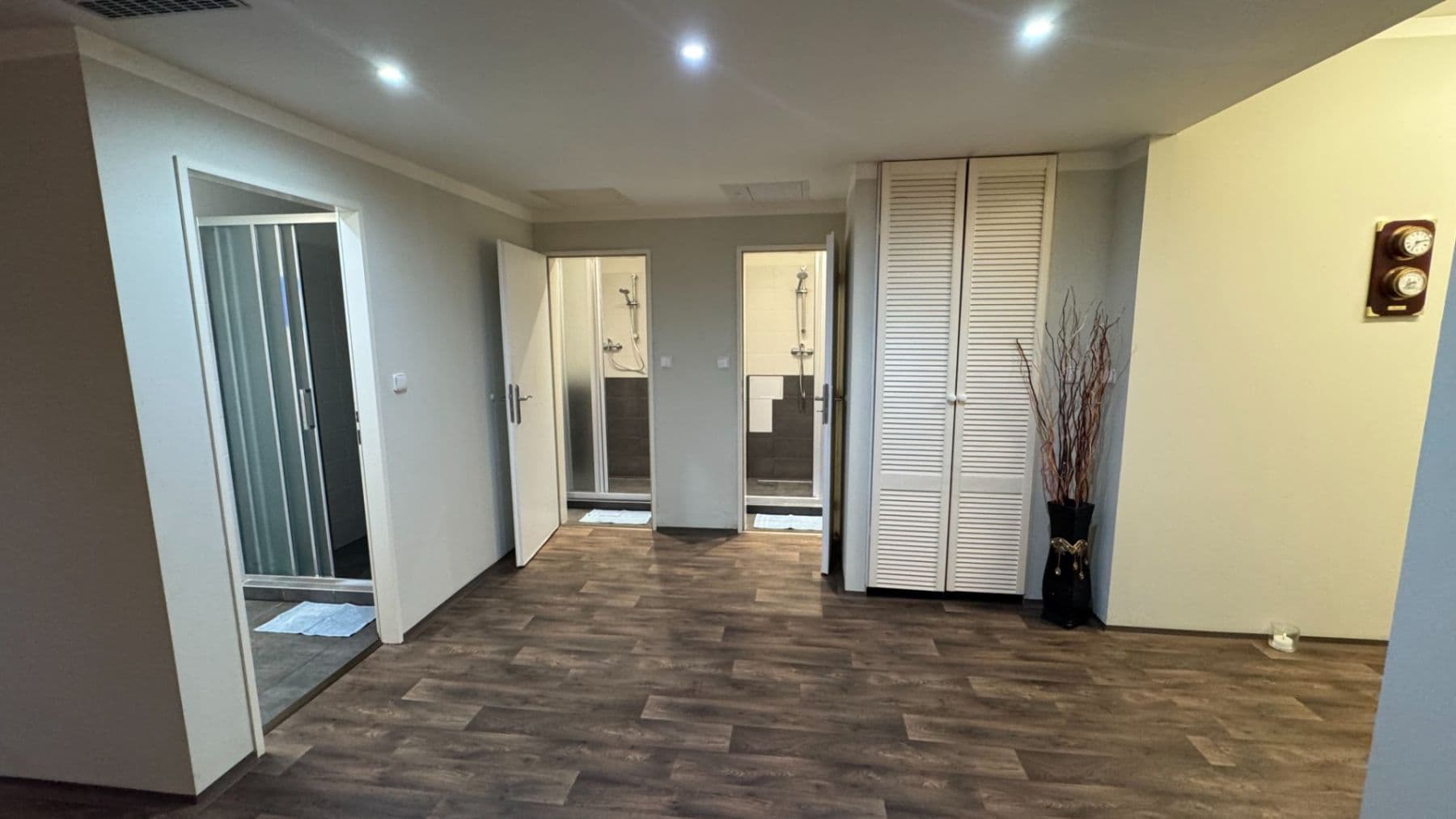 Predaj nebytového priestoru 200 m², Velehradská, Praha, Praha Predaj nebytového priestoru 200 m², Velehradská, Praha, Praha
