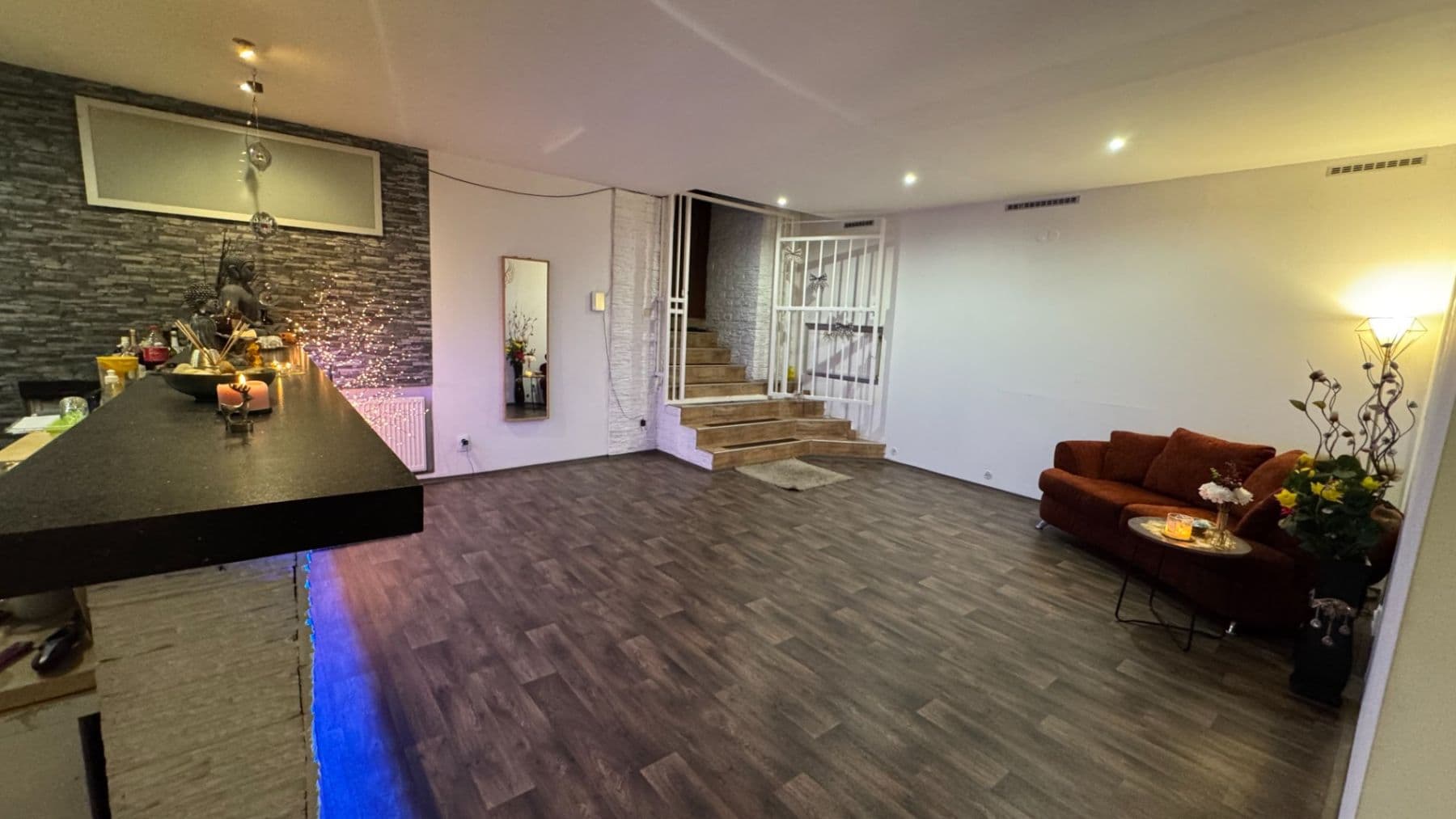 Predaj nebytového priestoru 200 m², Velehradská, Praha, Praha Predaj nebytového priestoru 200 m², Velehradská, Praha, Praha