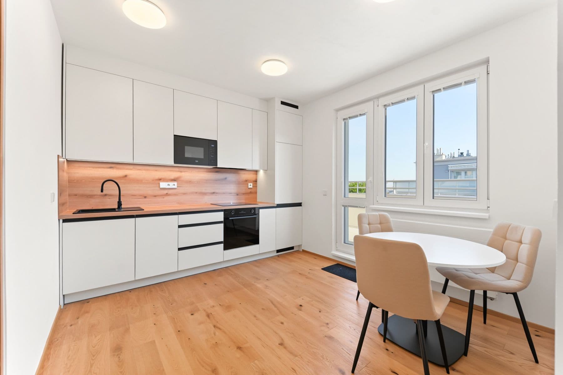 Prenájom bytu 1-izbový 41 m², Pod Drinopolem, Praha, Praha Prenájom bytu 1-izbový 41 m², Pod Drinopolem, Praha, Praha