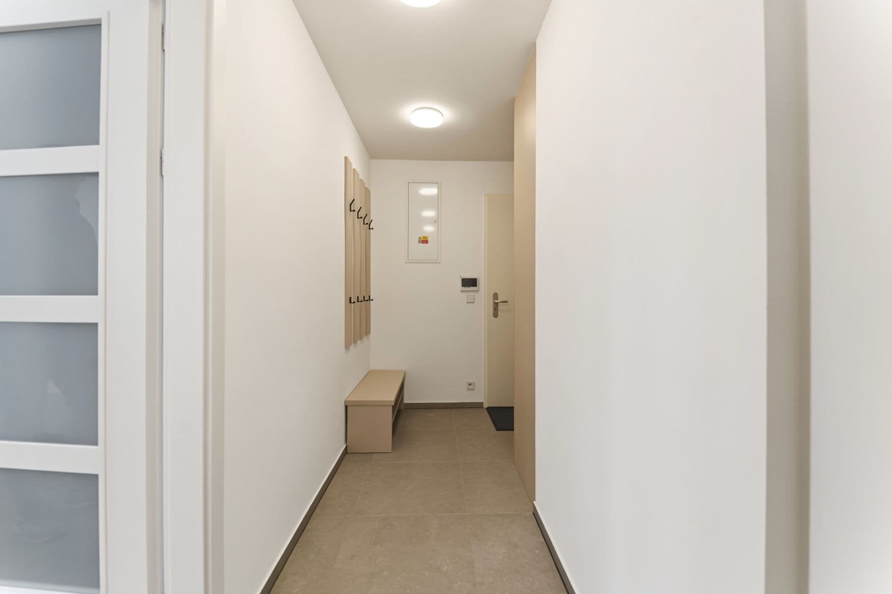 Prenájom bytu 1-izbový 41 m², Pod Drinopolem, Praha, Praha Prenájom bytu 1-izbový 41 m², Pod Drinopolem, Praha, Praha