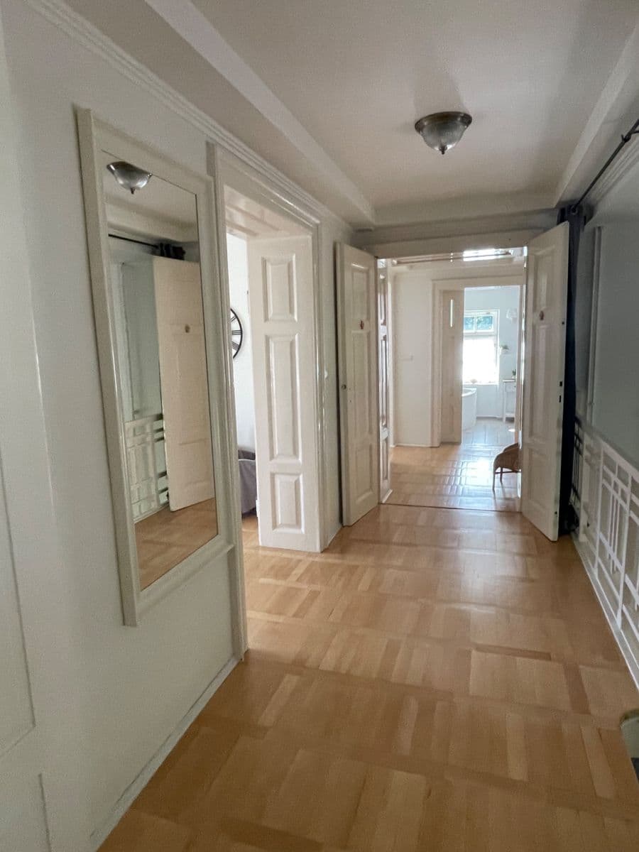 Prenájom bytu 4-izbový 160 m², Prokopská, Ostrava, Moravskoslezský kraj Prenájom bytu 4-izbový 160 m², Prokopská, Ostrava, Moravskoslezský kraj