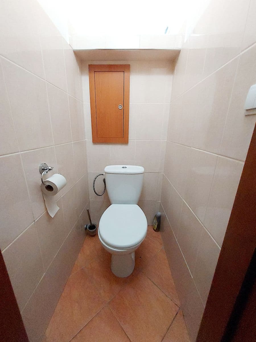 Predaj bytu 1-izbový 35 m², Pádivého, Trenčín, Trenčiansky kraj Predaj bytu 1-izbový 35 m², Pádivého, Trenčín, Trenčiansky kraj