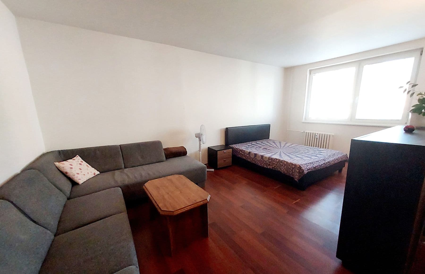 Predaj bytu 1-izbový 35 m², Pádivého, Trenčín, Trenčiansky kraj Predaj bytu 1-izbový 35 m², Pádivého, Trenčín, Trenčiansky kraj