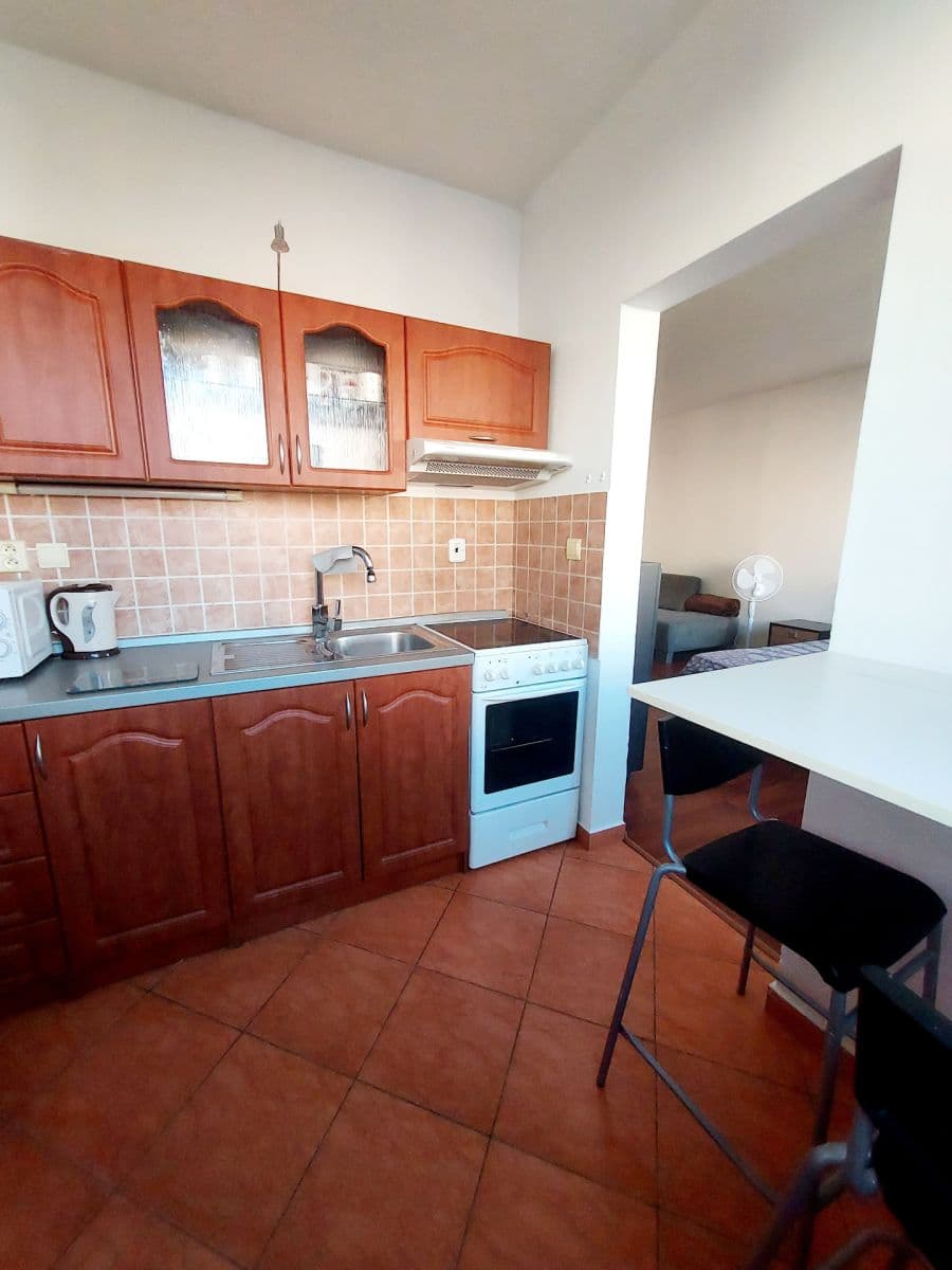 Predaj bytu 1-izbový 35 m², Pádivého, Trenčín, Trenčiansky kraj Predaj bytu 1-izbový 35 m², Pádivého, Trenčín, Trenčiansky kraj