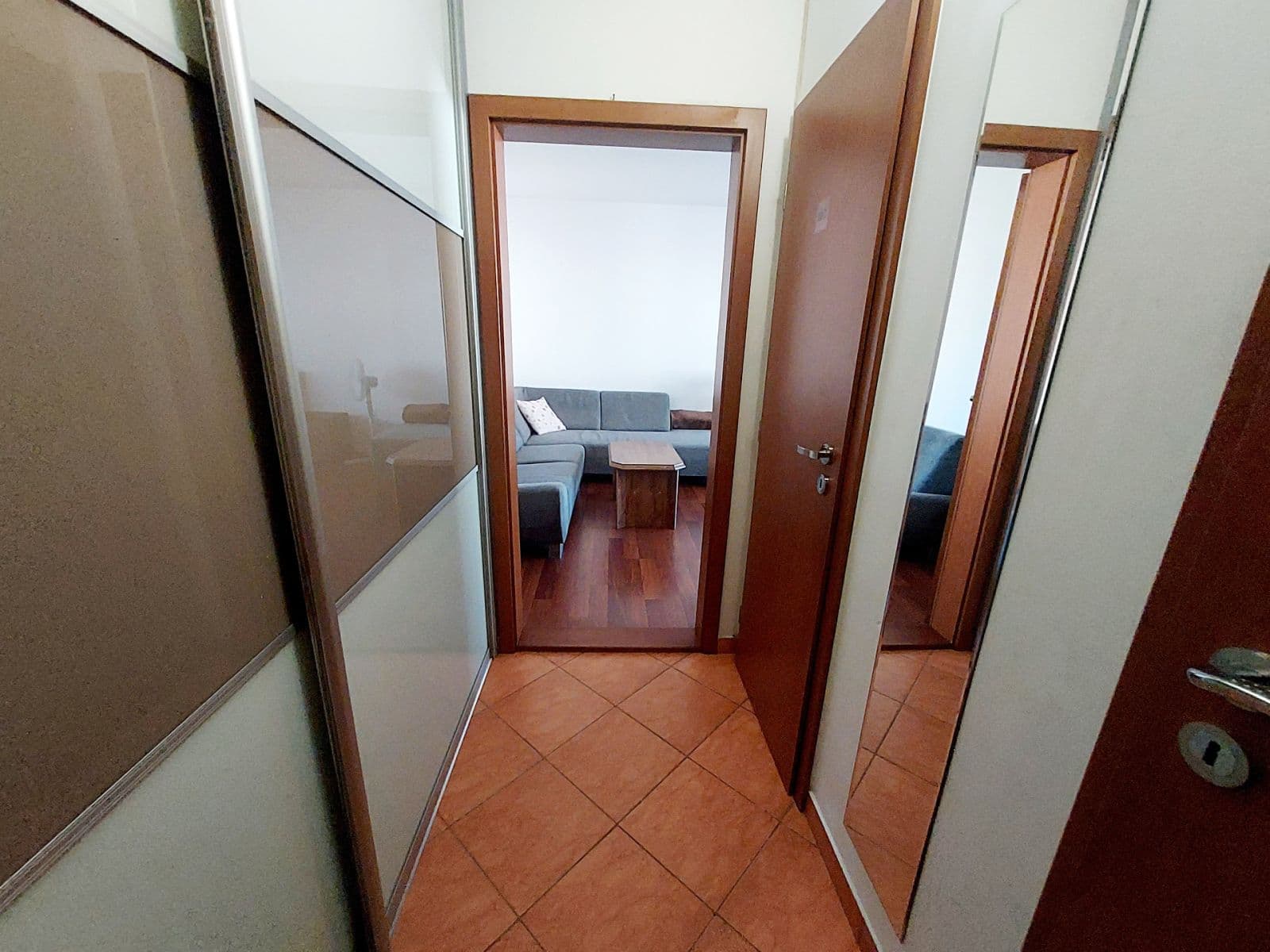 Predaj bytu 1-izbový 35 m², Pádivého, Trenčín, Trenčiansky kraj Predaj bytu 1-izbový 35 m², Pádivého, Trenčín, Trenčiansky kraj