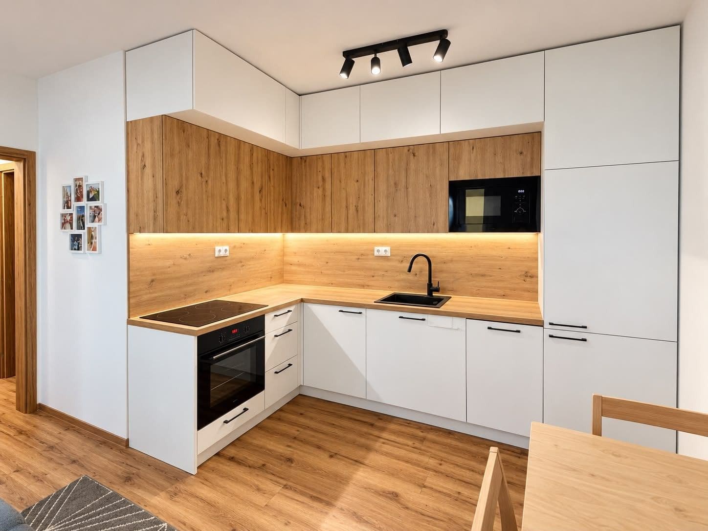 Prenájom bytu 2-izbový 56 m², U Kasáren, Dašice, Pardubický kraj Prenájom bytu 2-izbový 56 m², U Kasáren, Dašice, Pardubický kraj