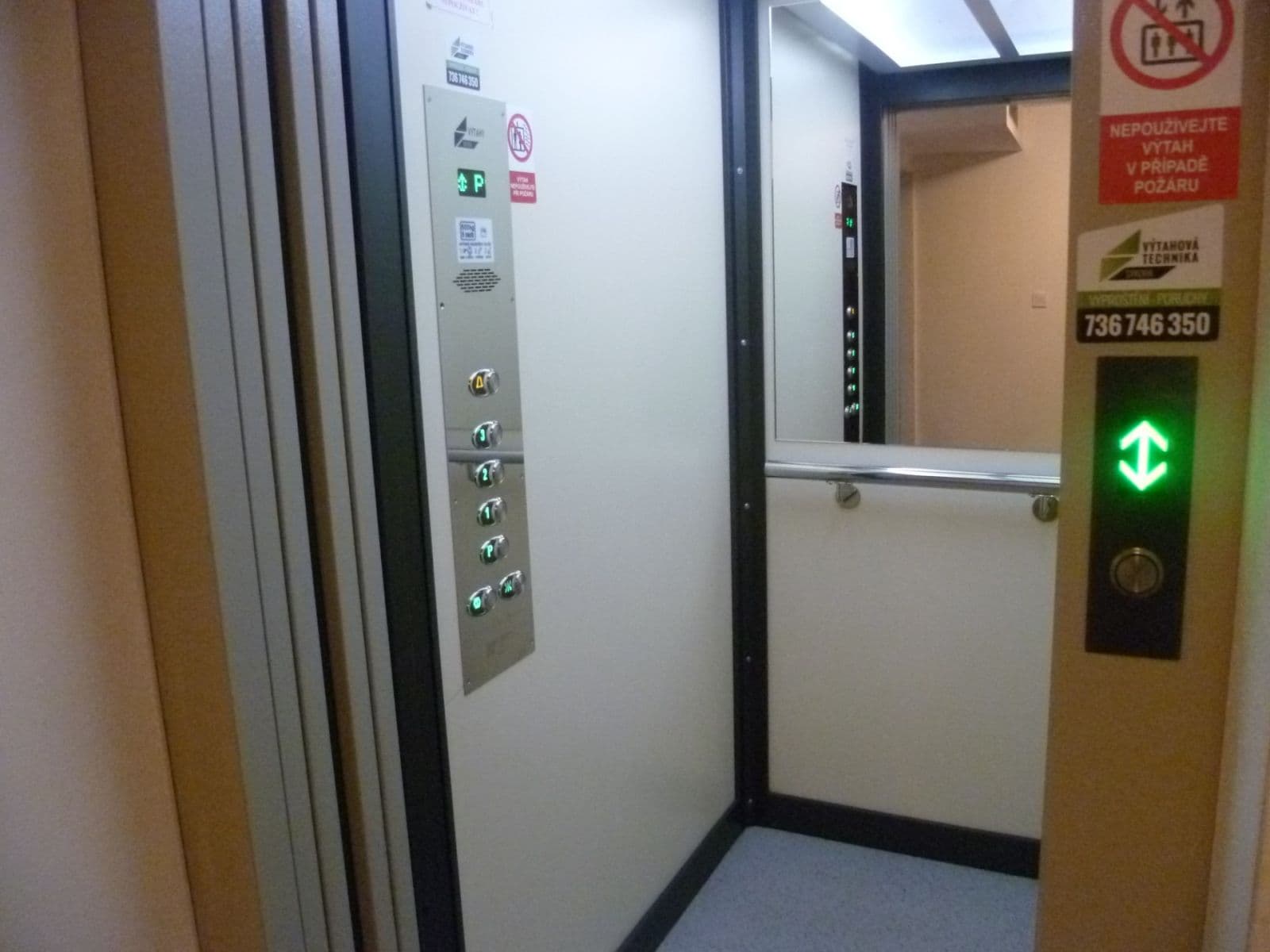 Prenájom bytu 2-izbový 52 m², Velký Osek, Středočeský kraj Prenájom bytu 2-izbový 52 m², Velký Osek, Středočeský kraj
