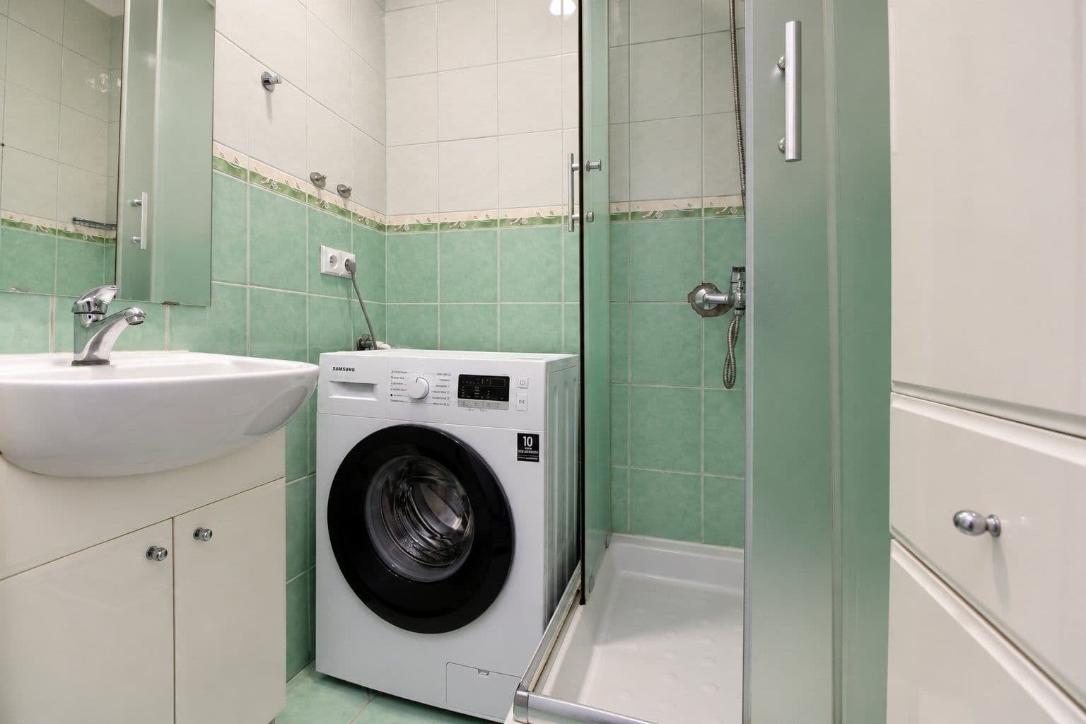 Prenájom bytu 2-izbový 37 m², Křivá, Praha, Praha Prenájom bytu 2-izbový 37 m², Křivá, Praha, Praha