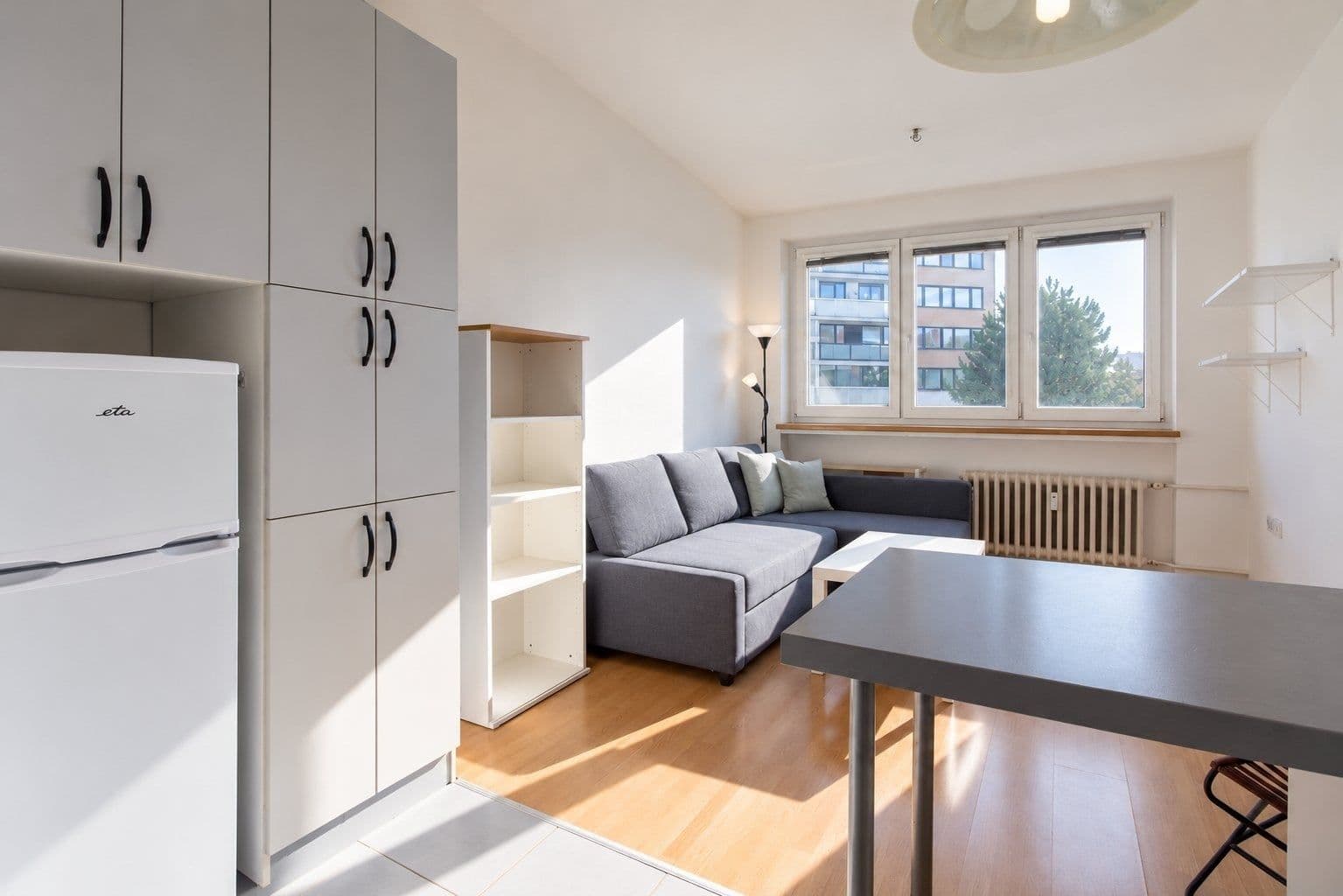 Prenájom bytu 2-izbový 37 m², Křivá, Praha, Praha Prenájom bytu 2-izbový 37 m², Křivá, Praha, Praha
