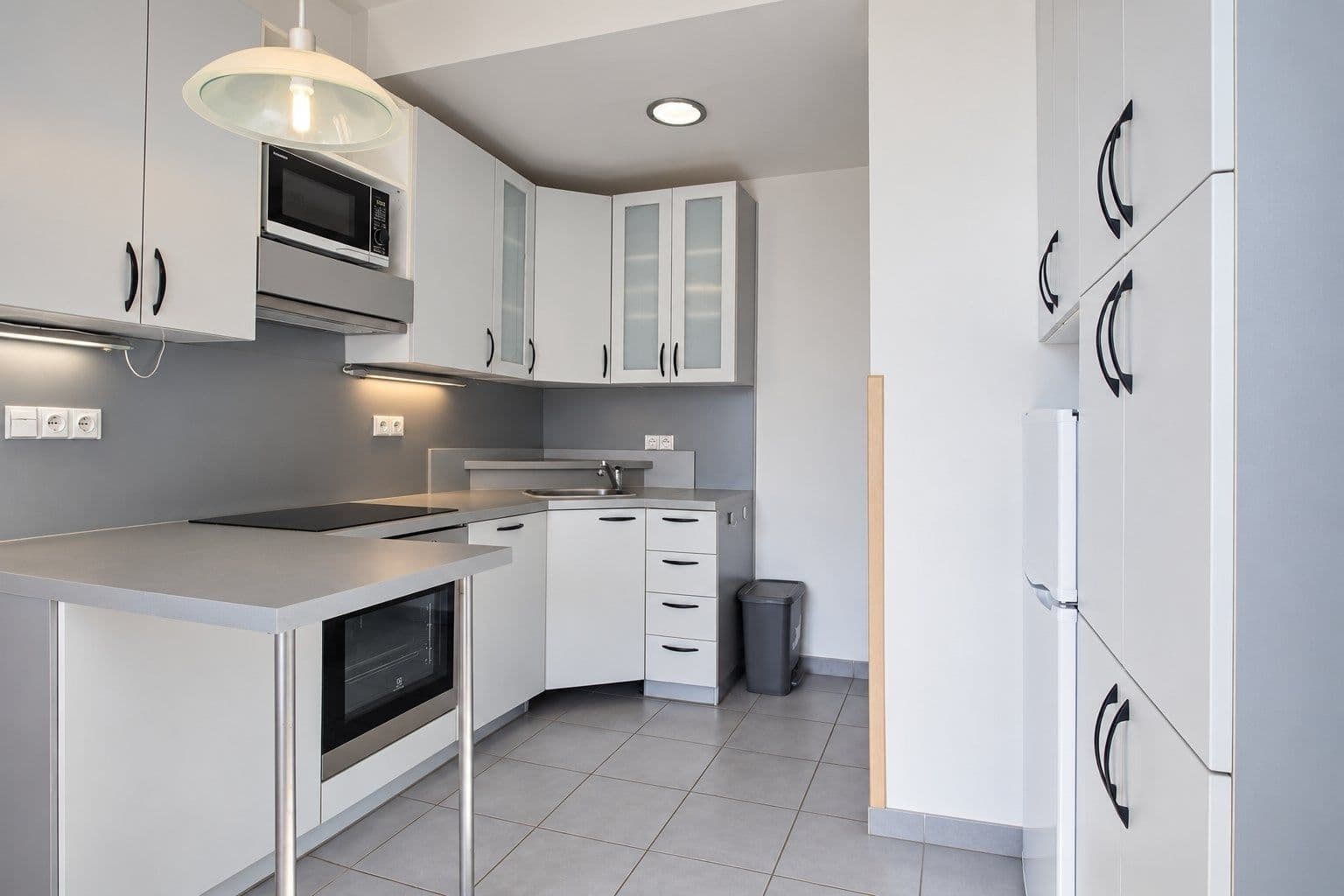 Prenájom bytu 2-izbový 37 m², Křivá, Praha, Praha Prenájom bytu 2-izbový 37 m², Křivá, Praha, Praha