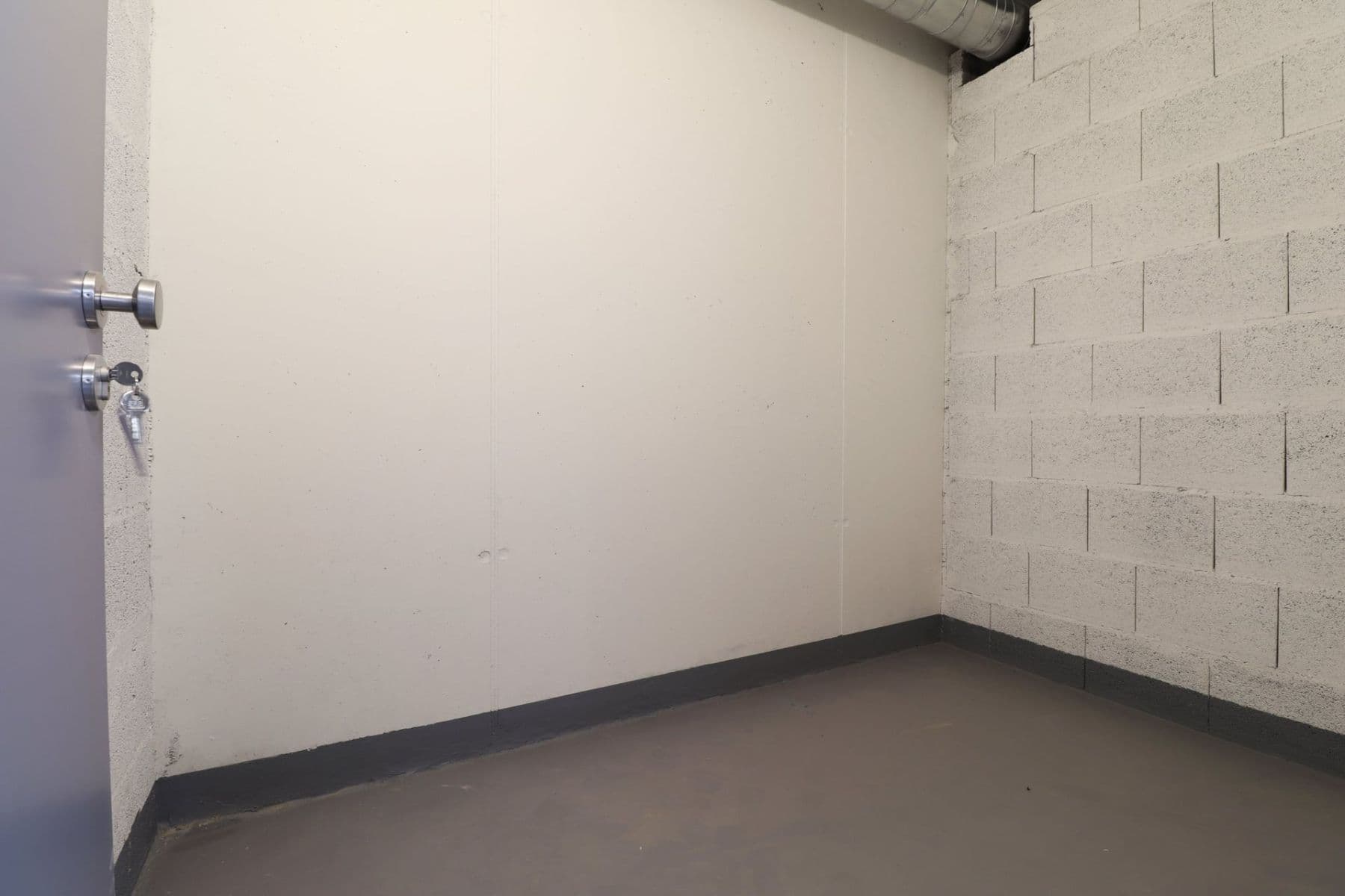 Prenájom bytu 1-izbový 34 m², Výstavní, Praha, Praha Prenájom bytu 1-izbový 34 m², Výstavní, Praha, Praha