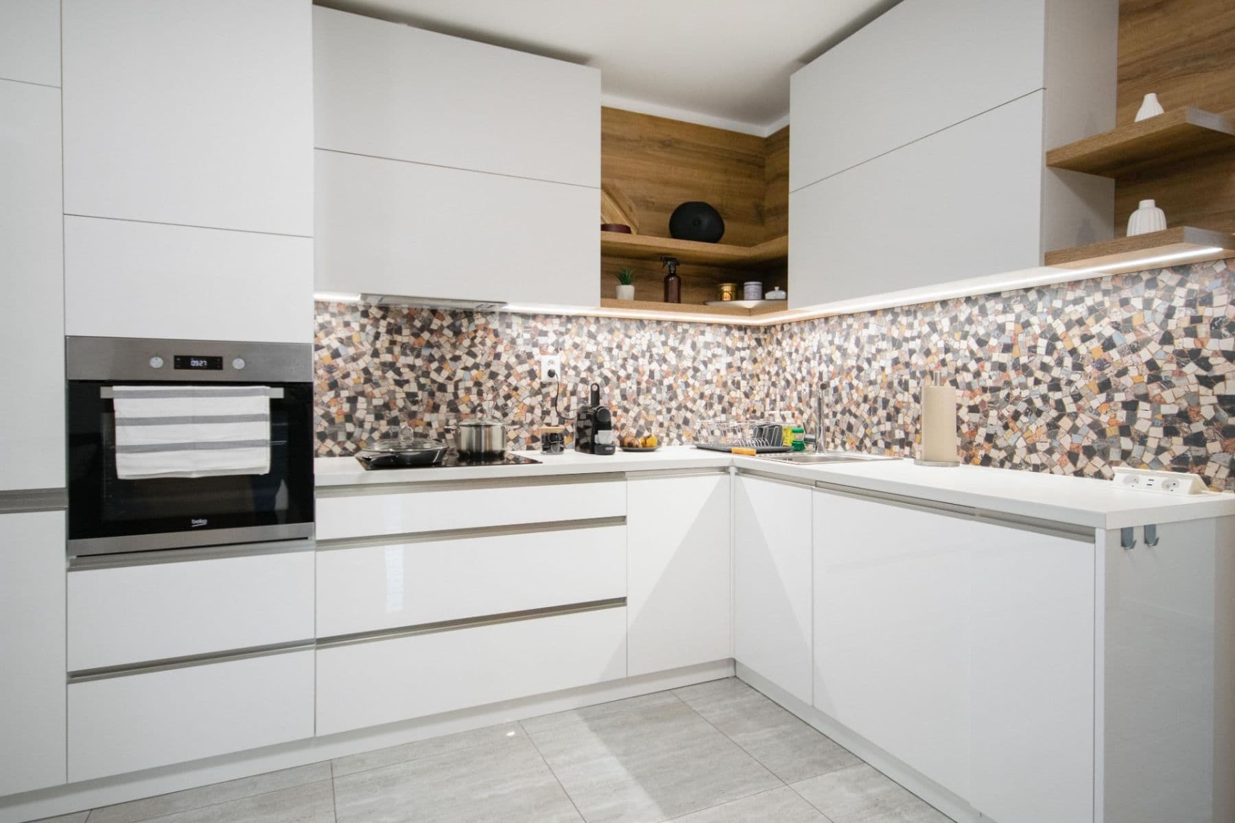 Prenájom bytu 3-izbový 65 m², Podkolibská, Nové Mesto, Bratislavský kraj Prenájom bytu 3-izbový 65 m², Podkolibská, Nové Mesto, Bratislavský kraj