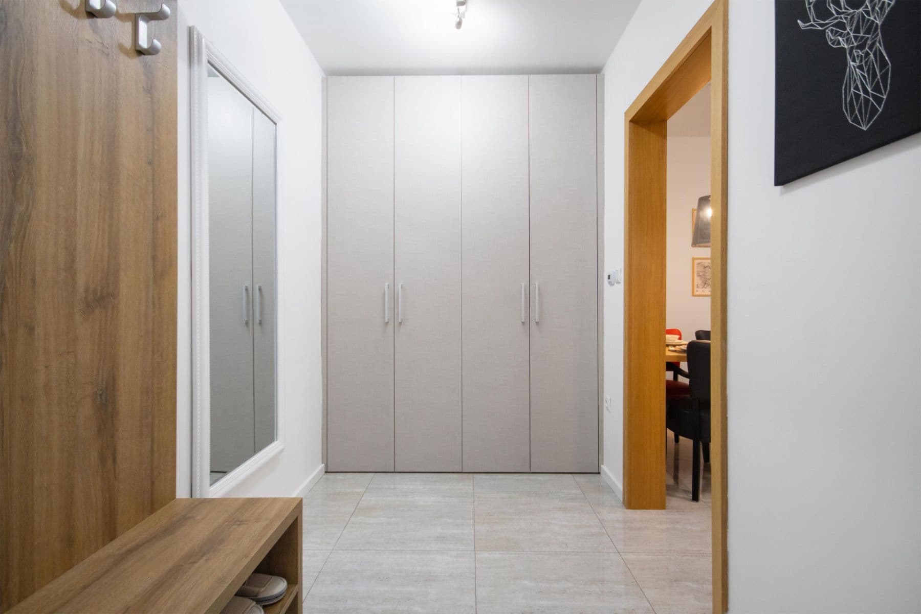 Prenájom bytu 3-izbový 65 m², Podkolibská, Nové Mesto, Bratislavský kraj Prenájom bytu 3-izbový 65 m², Podkolibská, Nové Mesto, Bratislavský kraj