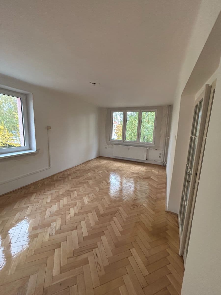 Predaj bytu 3-izbový 68 m², Souběžná, Třeboň, Jihočeský kraj Predaj bytu 3-izbový 68 m², Souběžná, Třeboň, Jihočeský kraj