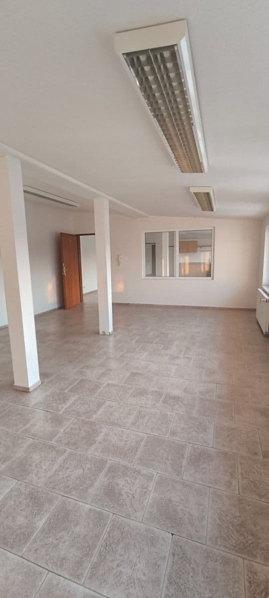 Prenájom kancelárie 183 m², Boleslavská, Sobotka, Královéhradecký kraj Prenájom kancelárie 183 m², Boleslavská, Sobotka, Královéhradecký kraj