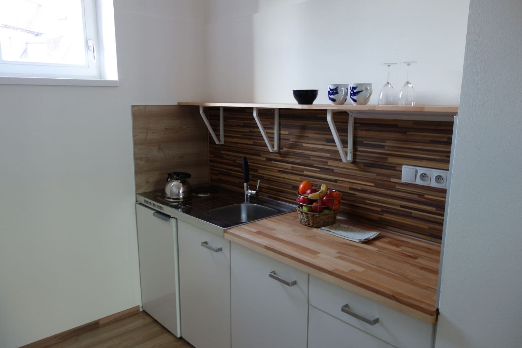 Prenájom bytu 1-izbový 33 m², Na Jezerce, Praha, Praha Prenájom bytu 1-izbový 33 m², Na Jezerce, Praha, Praha
