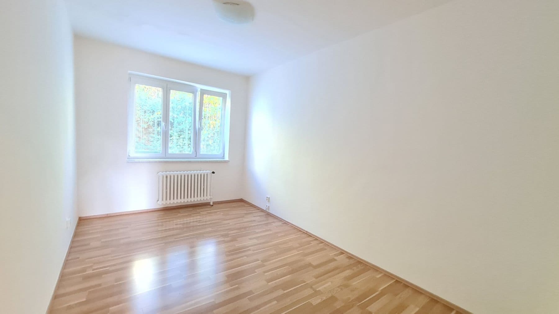Prenájom bytu 3-izbový 70 m², Pod Pekařkou, Praha, Praha Prenájom bytu 3-izbový 70 m², Pod Pekařkou, Praha, Praha