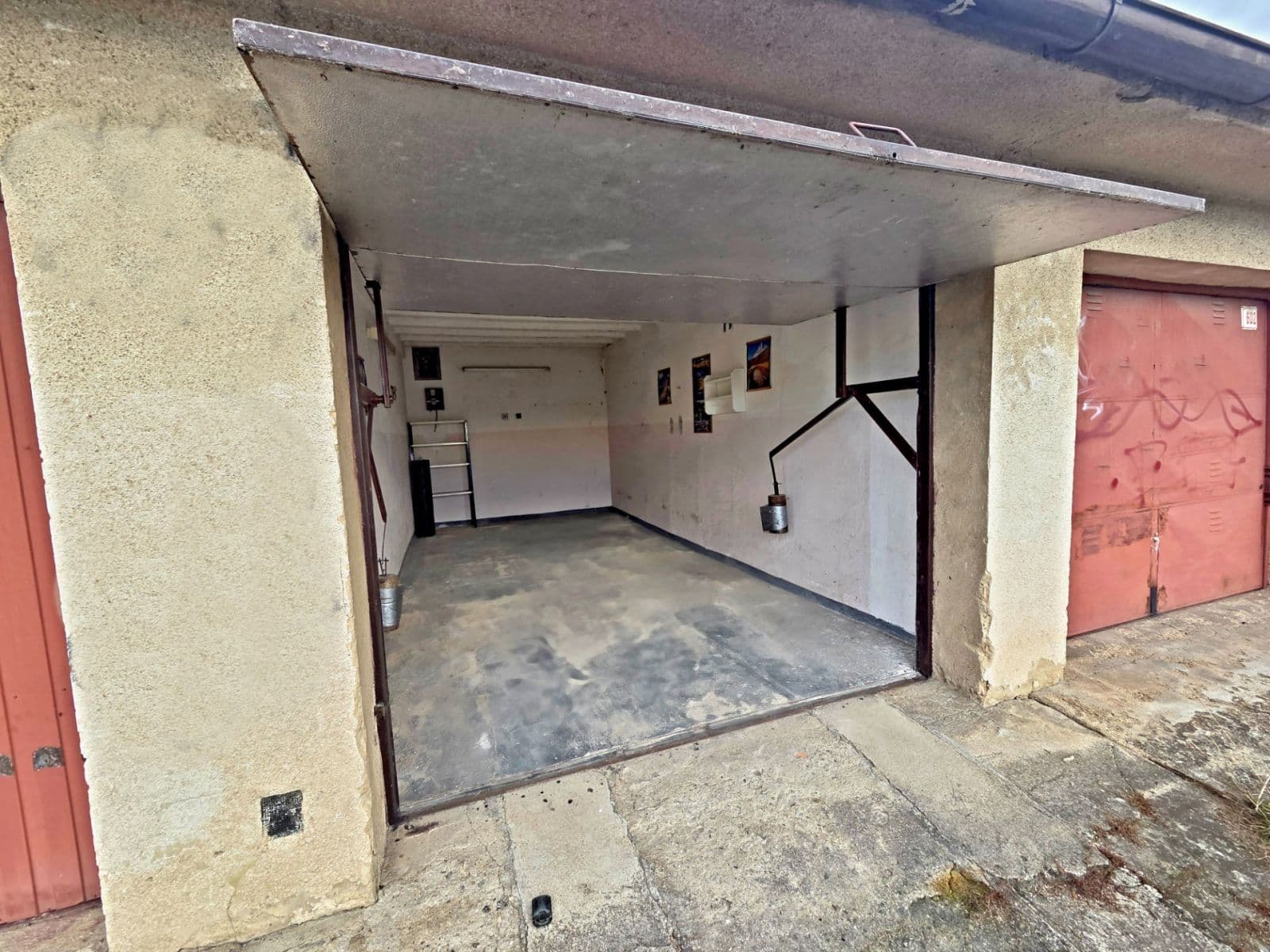 Prenájom garáže 20 m², Štětí, Ústecký kraj Prenájom garáže 20 m², Štětí, Ústecký kraj