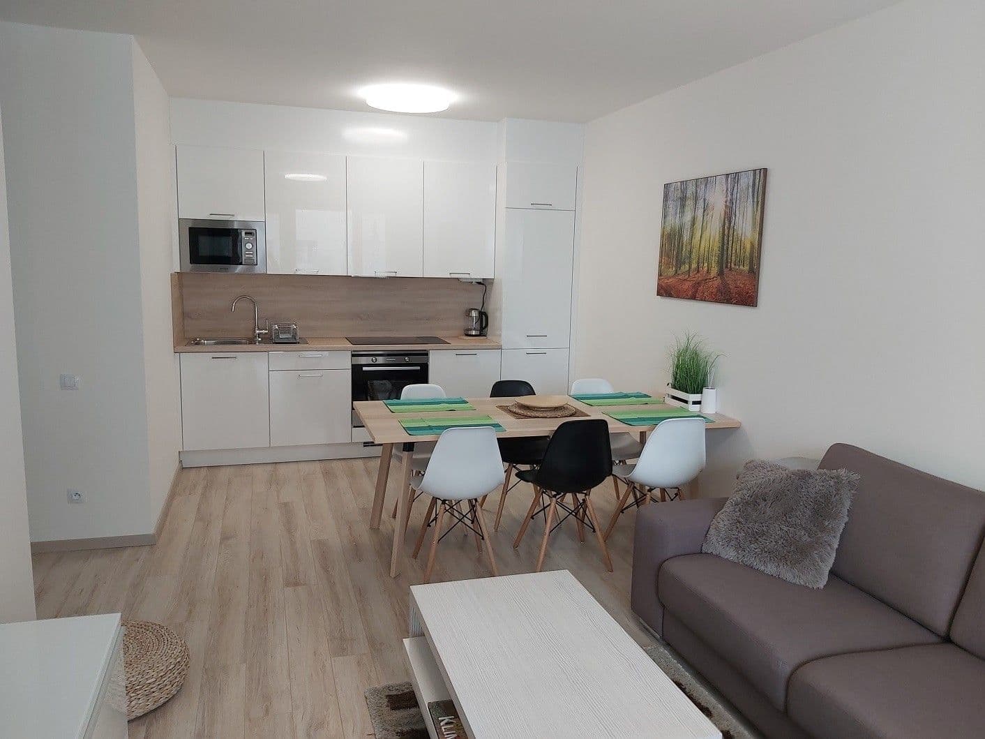 Predaj bytu 2-izbový 84 m², Tomislava P. Kolakoviča, Devínska Nová Ves, Bratislavský kraj Predaj bytu 2-izbový 84 m², Tomislava P. Kolakoviča, Devínska Nová Ves, Bratislavský kraj