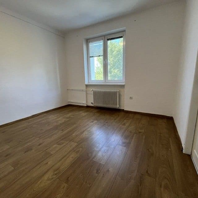 Predaj bytu 3-izbový 84 m², Nábrežná, Trenčín, Trenčiansky kraj Predaj bytu 3-izbový 84 m², Nábrežná, Trenčín, Trenčiansky kraj