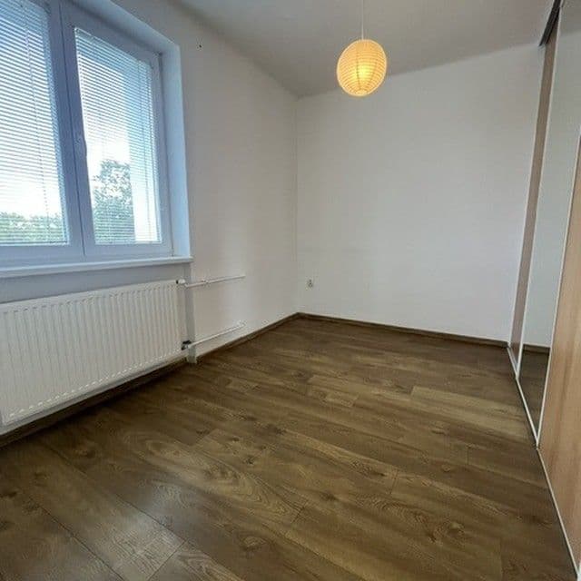 Predaj bytu 3-izbový 84 m², Nábrežná, Trenčín, Trenčiansky kraj Predaj bytu 3-izbový 84 m², Nábrežná, Trenčín, Trenčiansky kraj