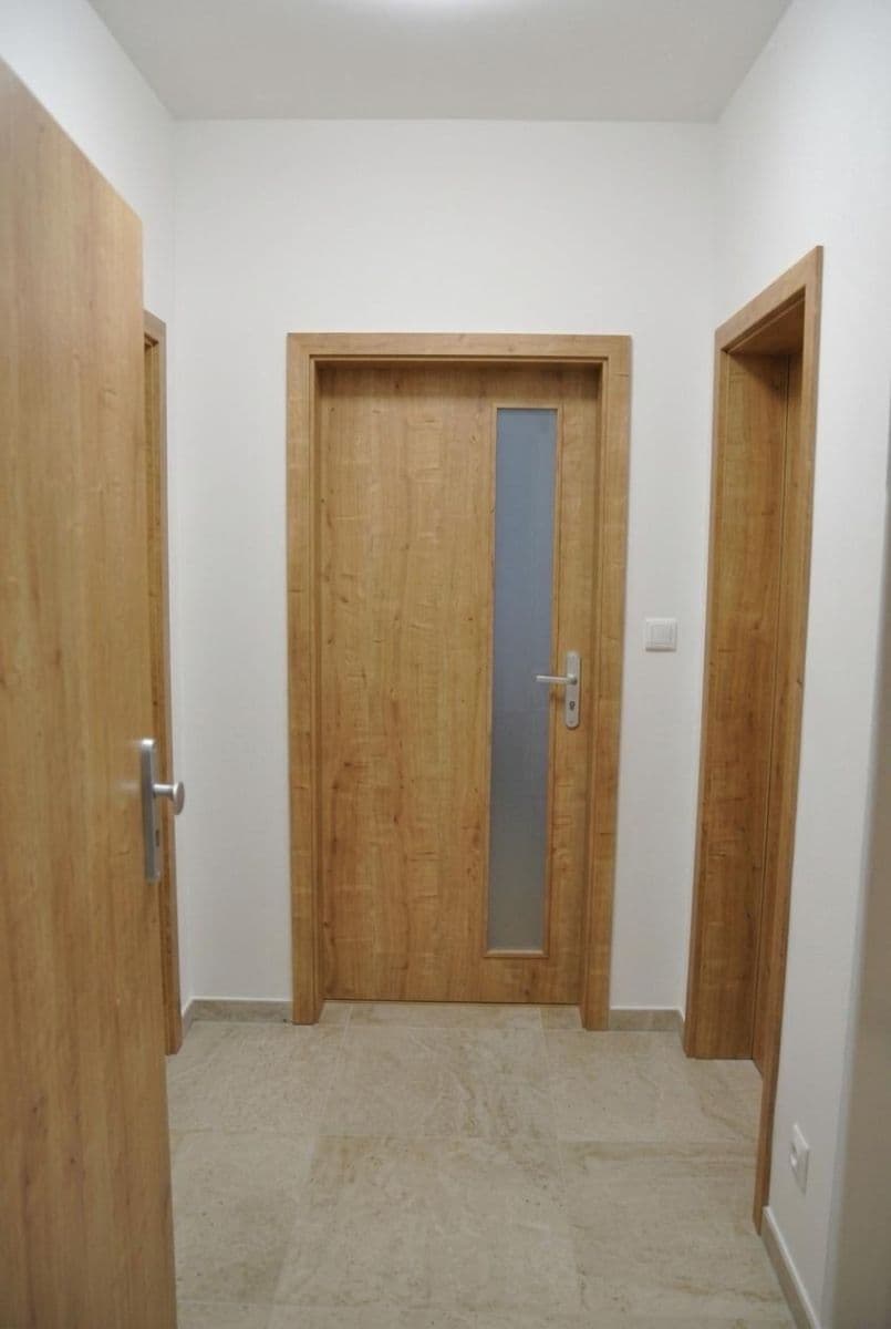 Prenájom bytu 3-izbový 60 m², V Zákoutí, Kutná Hora, Středočeský kraj Prenájom bytu 3-izbový 60 m², V Zákoutí, Kutná Hora, Středočeský kraj